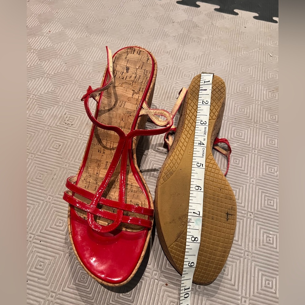Stuart Weitzman Red Strappy Sandals size 9 - Picture 7 of 9